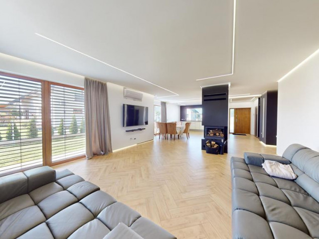 Piękny nowoczesny eco dom 320 m2 na granicy miasta