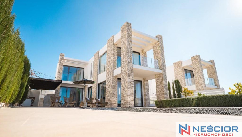House Sale Peyia, Cypr