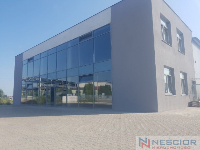 Lokal do wynajęcia 220 m2 I piętro