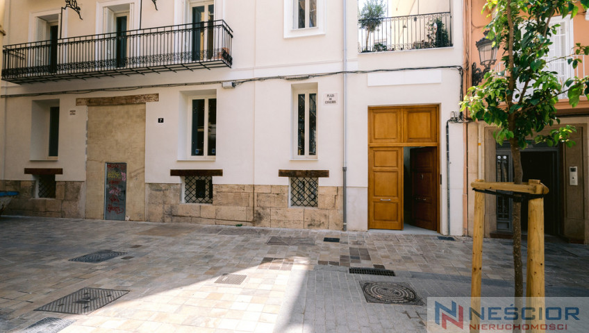 Квартира Продажа Plaça de Cisneros, la Seu, Ciutat Vella, Walencja, Comarca de València, Walencja, Wspólnota Walencka, Hiszpania valencia